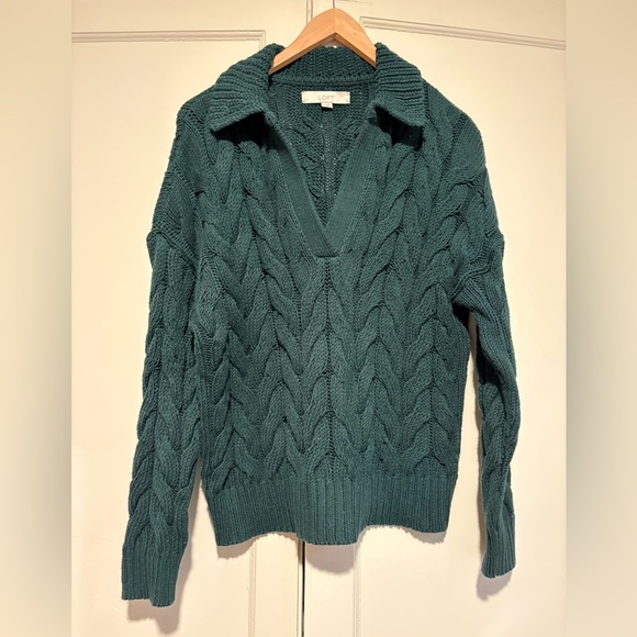 LOFT Sweaters - Loft Green Chunky Cable Knit Sweater